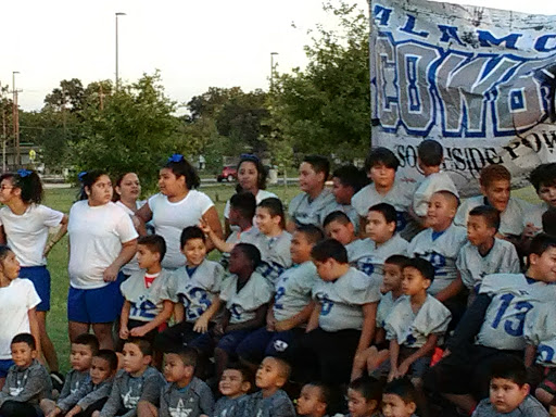 Park «Flores Park», reviews and photos, 803 W Southcross Blvd, San Antonio, TX 78211, USA