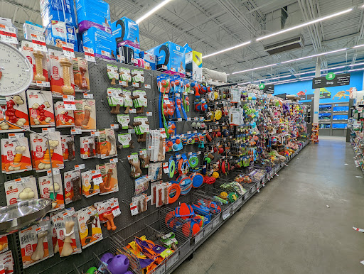 Pet Supply Store «Pet Supplies Plus», reviews and photos, 4922 Portage St NW, North Canton, OH 44720, USA