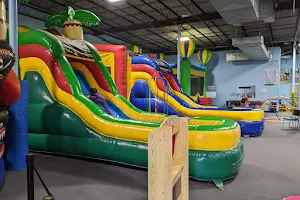 Off The Wall, Indoor Bounce & Party Place image
