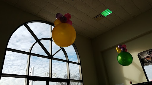 Car Dealer «Lone Star Chrysler Dodge Jeep Ram», reviews and photos, 8811 I-35, San Antonio, TX 78211, USA