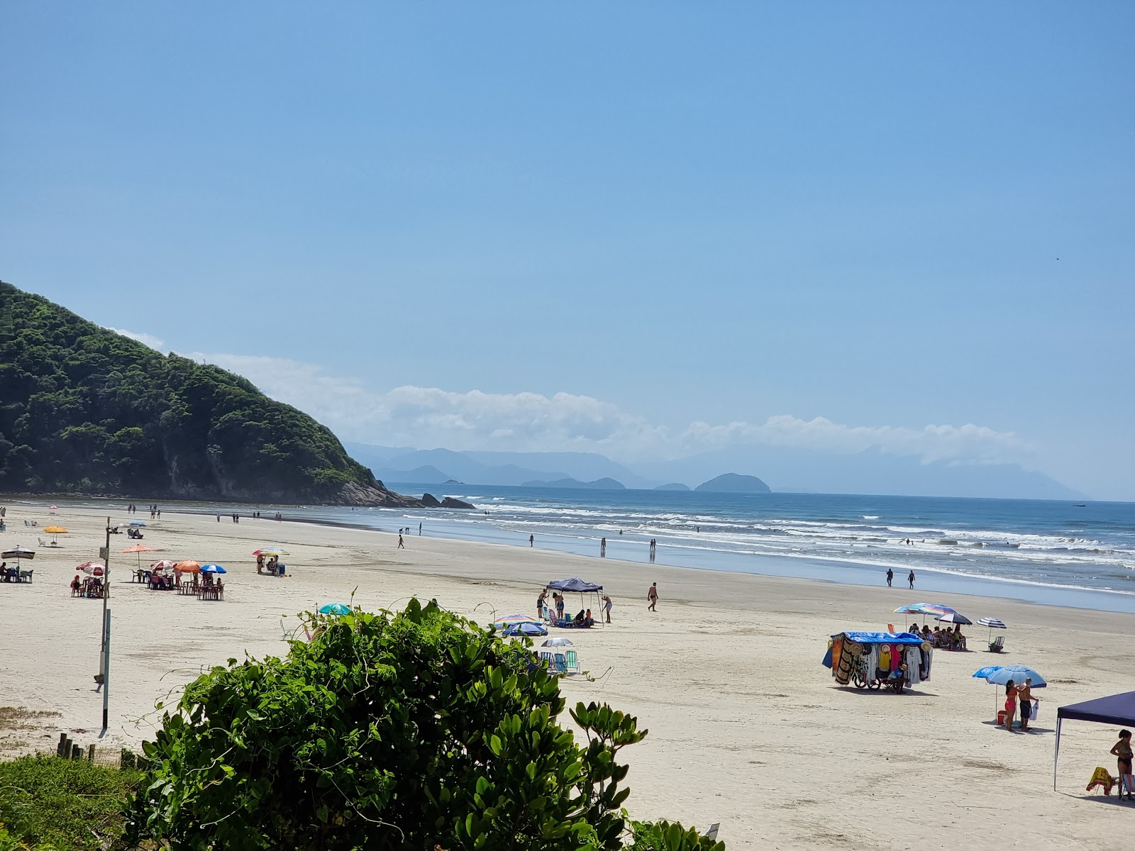 Fotografija Plaža Guaratuba z visok stopnjo čistoče