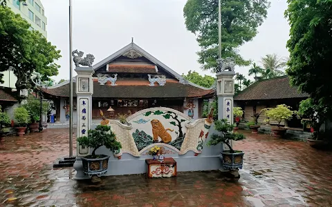 Yen Phu Village Hall image