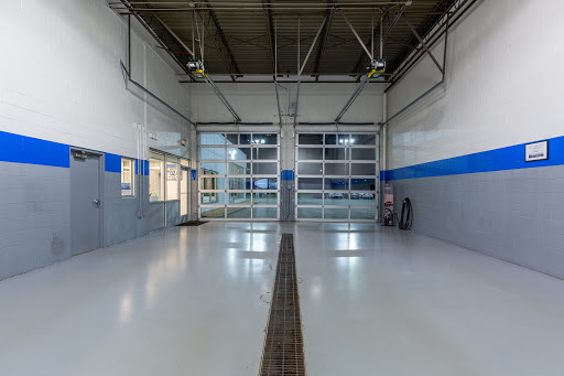 Car Dealer «Lehman Volvo Cars of York», reviews and photos, 950 N Hills Rd, York, PA 17402, USA