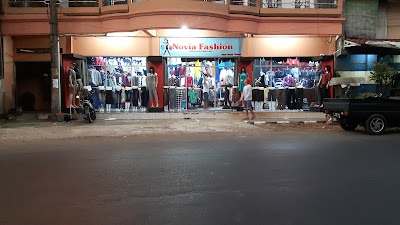 Photos of Novia Fashion