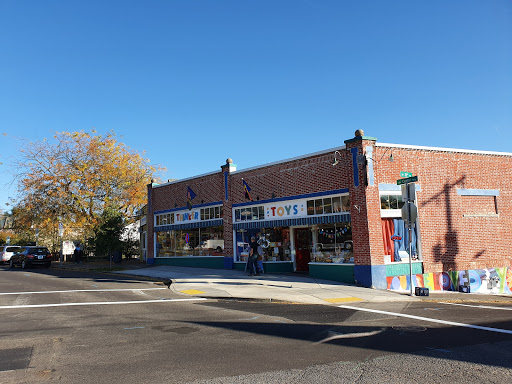 Toy Store «Thinker Toys», reviews and photos, 7784 SW Capitol Hwy, Portland, OR 97219, USA