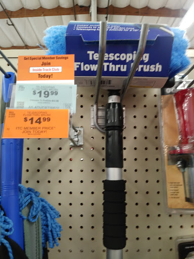 Hardware Store «Harbor Freight Tools», reviews and photos, 1019 N State College Blvd, Anaheim, CA 92806, USA