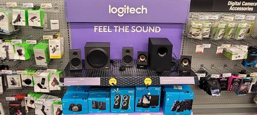 Office Supply Store «Staples», reviews and photos, 1700 W 49th St, Hialeah, FL 33012, USA