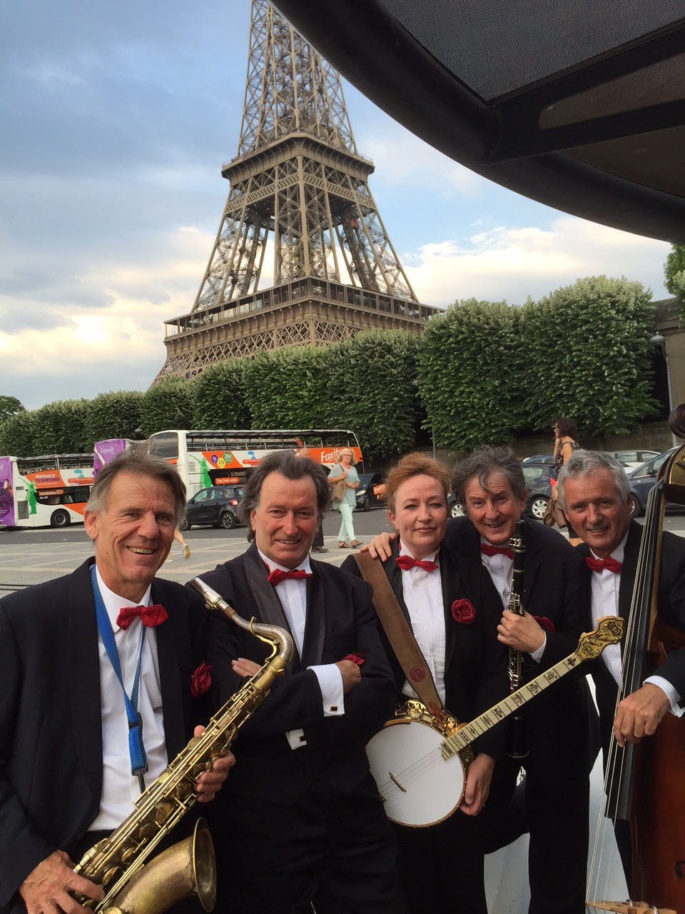 Photo n° 2 de l'avis de Orchestre.e fait le 23/03/2018 à 00:32