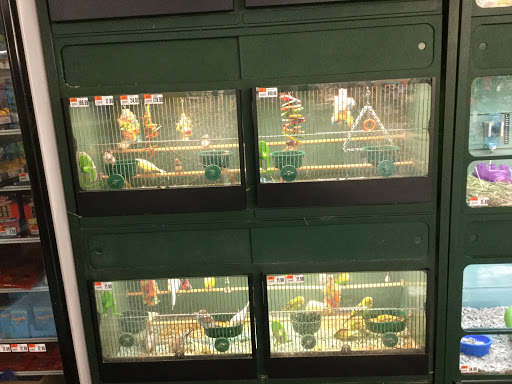 Pet Supply Store «Pet Supplies Plus», reviews and photos, 220 Market Dr, Elyria, OH 44035, USA