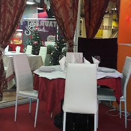 Photo n°15 de Le Palais de l'Inde à Sallanches ()