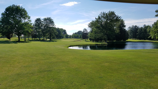 Golf Course «Vineyard Golf Course», reviews and photos, 600 Nordyke Rd, Cincinnati, OH 45255, USA