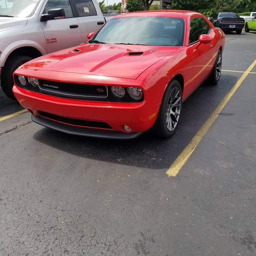 Car Dealer «LaFontaine Chrysler Dodge Jeep Ram of Fenton», reviews and photos, 15123 North Rd, Fenton, MI 48430, USA