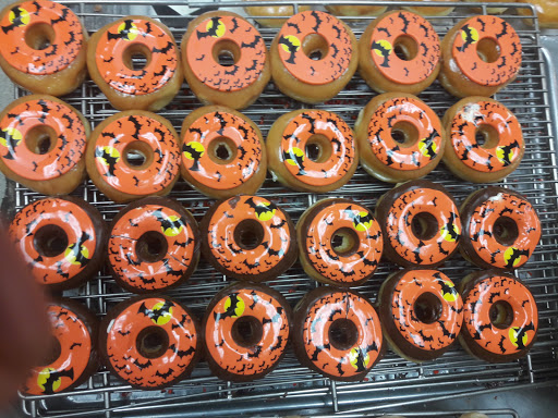 Donut Shop «Donut Tree», reviews and photos, 388 N Lemon Ave, Walnut, CA 91789, USA