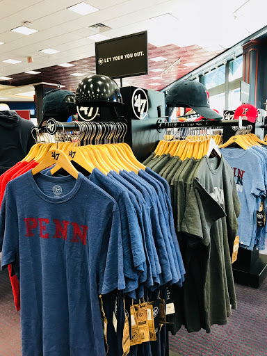 Book Store «University of Pennsylvania Bookstore», reviews and photos, 3601 Walnut St, Philadelphia, PA 19104, USA