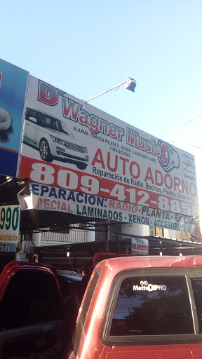 Wagner Music (Auto Adorno)