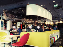 Atmosphère du Restauration rapide McDonald's à Saint-Cergues - n°1
