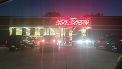 Auto Parts Store «AutoZone», reviews and photos, 2548 Hubbell Ave, Des Moines, IA 50317, USA