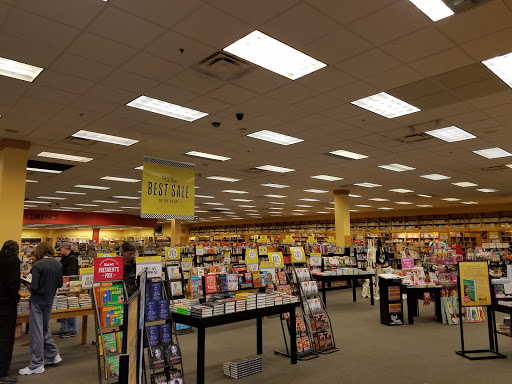 Book Store «Books-A-Million», reviews and photos, 5125 Jonestown Rd #465, Harrisburg, PA 17112, USA