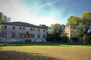 Villa Roberti image