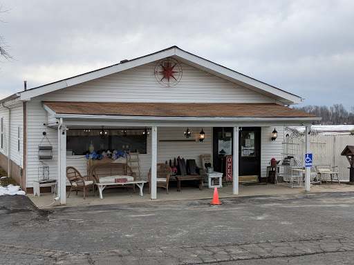 Home Goods Store «Monica Potter Home», reviews and photos, 12724 OH-88, Garrettsville, OH 44231, USA