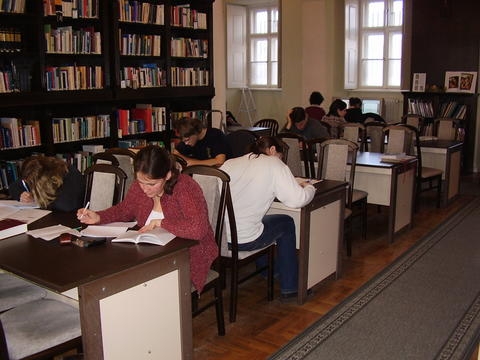 Apor Vilmos Katolikus Főiskola - Könyvtár