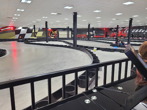 Shopping Mall «The Mall at Tuttle Crossing», reviews and photos, 5043 Tuttle Crossing Blvd, Dublin, OH 43016, USA