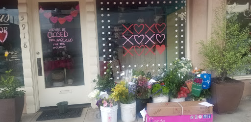 Florist «Sweet Pea Florist», reviews and photos, 5918 Naples Plaza, Long Beach, CA 90803, USA
