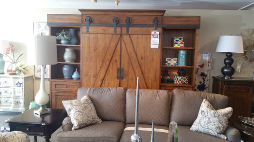 Furniture Store «Art Van Furniture - Ann Arbor», reviews and photos, 425 E Eisenhower Pkwy, Ann Arbor, MI 48108, USA