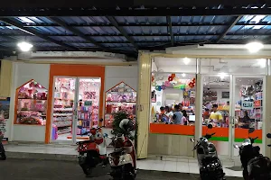 Nadhi Mart, Supratman image