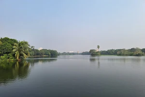 Lake Masjid image
