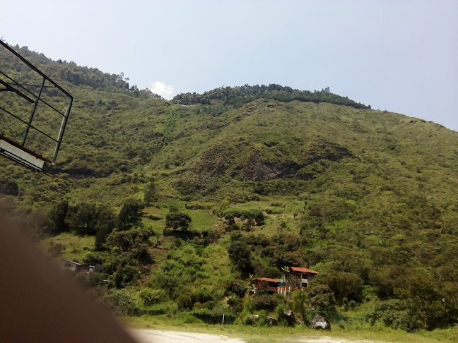 Opiniones de Paradero El Guayabal en Baños de Agua Santa - Restaurante