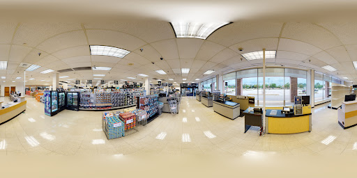 Computer Store «Micro Center», reviews and photos, 1349 Som Center Rd, Mayfield Heights, OH 44124, USA