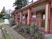 A&J Hair Studio Family Hair Care - Photo 4 - Car repair in Portland, OR, Gresham