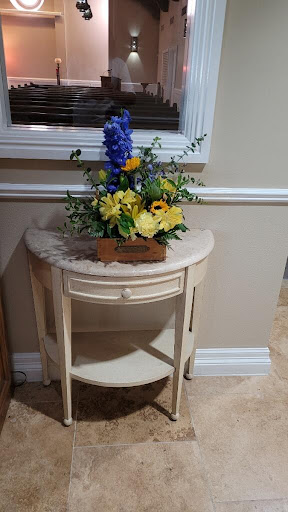 Florist «Pretty Petals Floral Boutique», reviews and photos, 2932 Hillcrest Dr, San Antonio, TX 78201, USA