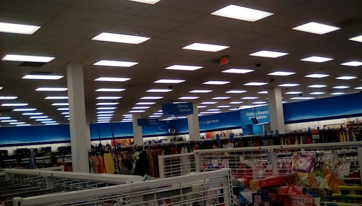 Clothing Store «Ross Dress for Less», reviews and photos, 16250 Paramount Blvd, Paramount, CA 90723, USA