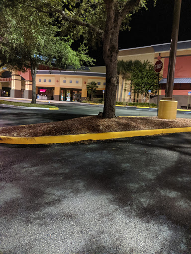 Movie Theater «Regal Cinemas Hollywood 16 & IMAX - Ocala», reviews and photos, 2801 SW 27th Ave, Ocala, FL 34471, USA