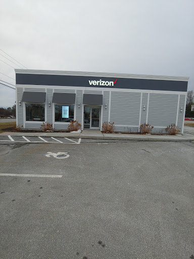 Cell Phone Store «Verizon Authorized Retailer, TCC», reviews and photos, 1891 E Main St, Torrington, CT 06790, USA