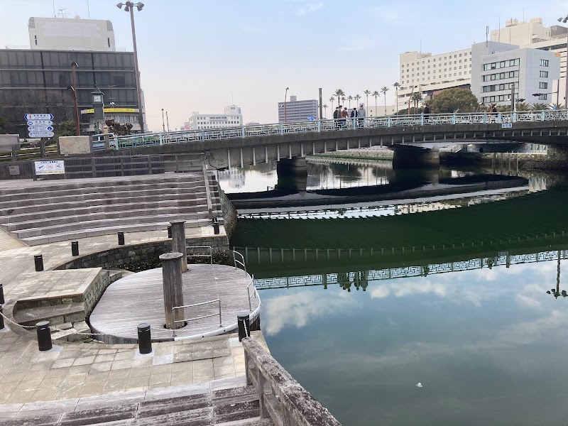 新町川 阿波製紙水際公園 ふれあい橋