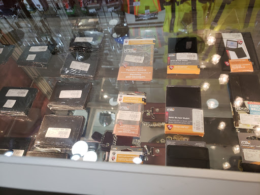 Clothing Store «I Goldberg Army & Navy», reviews and photos, 1300 Chestnut St, Philadelphia, PA 19107, USA