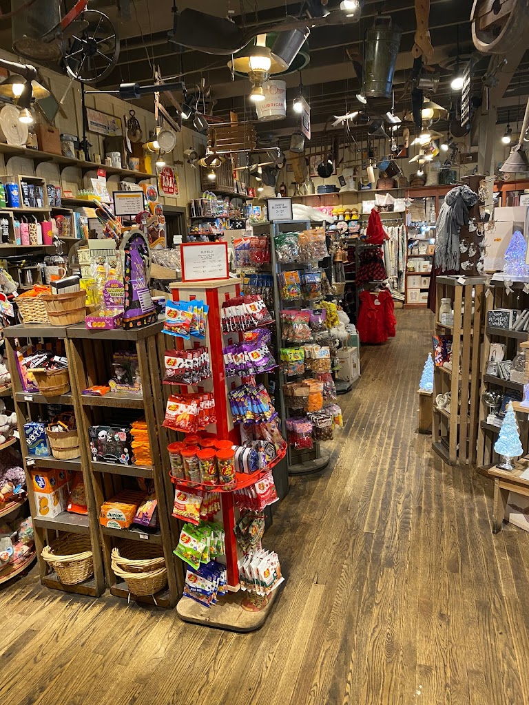 Cracker Barrel Old Country Store 39180