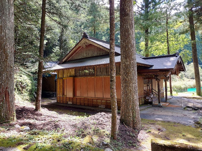 川又神社