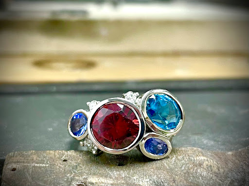 Jewelry Store «Indy Facets Private Jeweler», reviews and photos, 755 W Carmel Dr #116, Carmel, IN 46032, USA