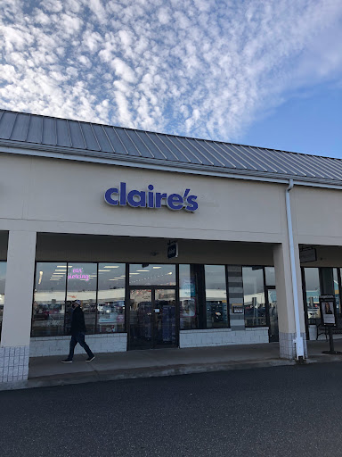 Explore eren yeager tattoo ideas, creative tattoo ideas in Lancaster, available at Claires