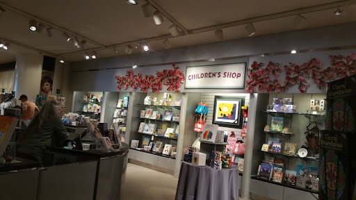 Gift Shop «The Gallery Shops», reviews and photos, 401 Constitution Ave NW, Washington, DC 20565, USA