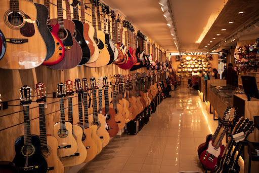 Instrument stores Cordoba