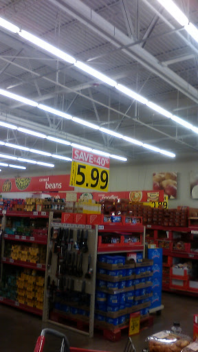 Grocery Store «Save-A-Lot», reviews and photos, 2021 George Jenkins Blvd #9a, Lakeland, FL 33815, USA