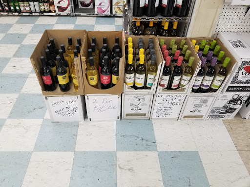 Liquor Store «Cork & Bottle», reviews and photos, 309 A Ave W, Oskaloosa, IA 52577, USA