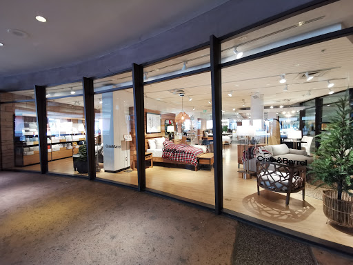 Shopping Mall «Scottsdale Waterfront», reviews and photos, 7135 E Camelback Rd #165, Scottsdale, AZ 85251, USA