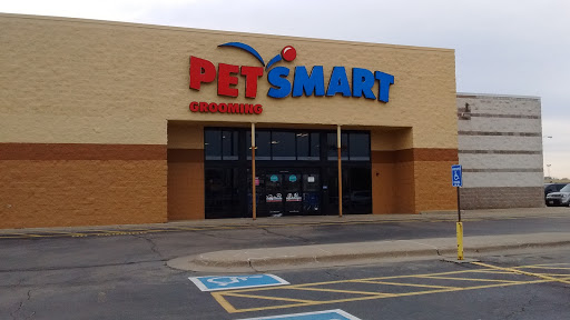 Pet Supply Store «PetSmart», reviews and photos, 1300 John F Kennedy Rd, Dubuque, IA 52002, USA