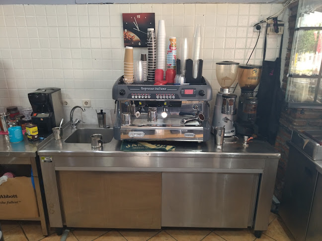 Σ' Σ, Λαμία 351 00